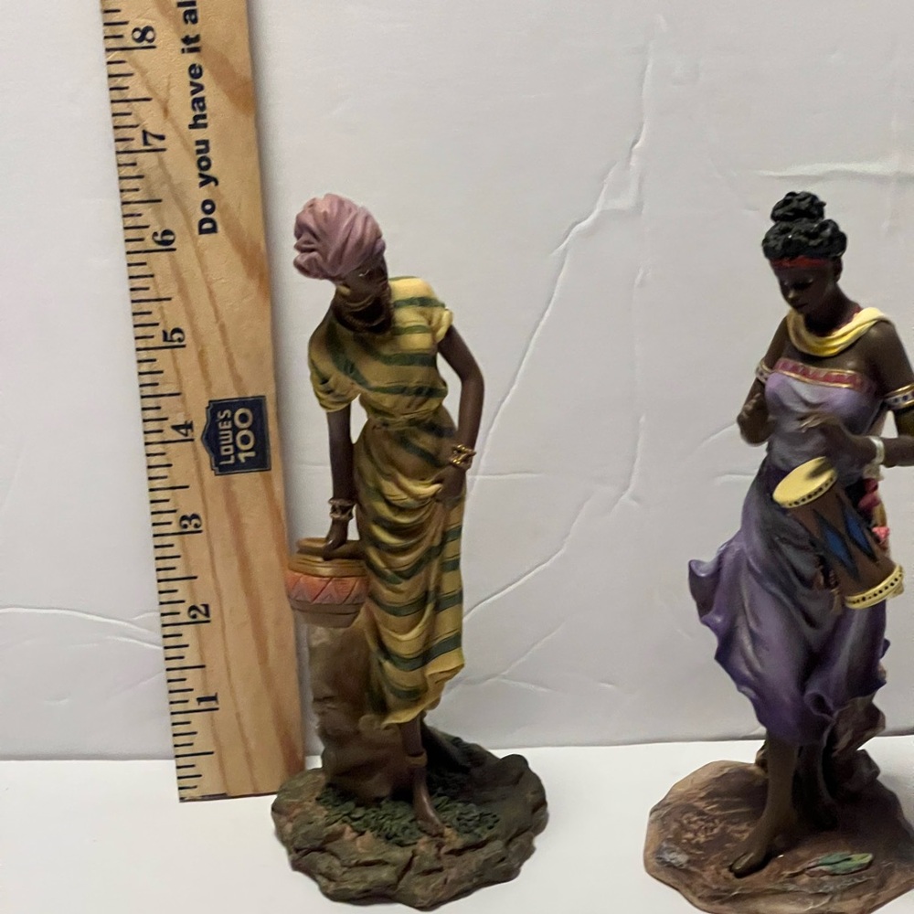 2 Vintage African Statue. Sculpture African American Figurines.